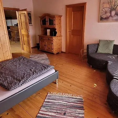Quarto em Acomodações Particulares Ferienzimmer / Monteurzimmer