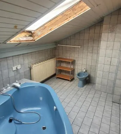 Ferienzimmer / Monteurzimmer Quarto em Acomodações Particulares Neumarkt am Wallersee